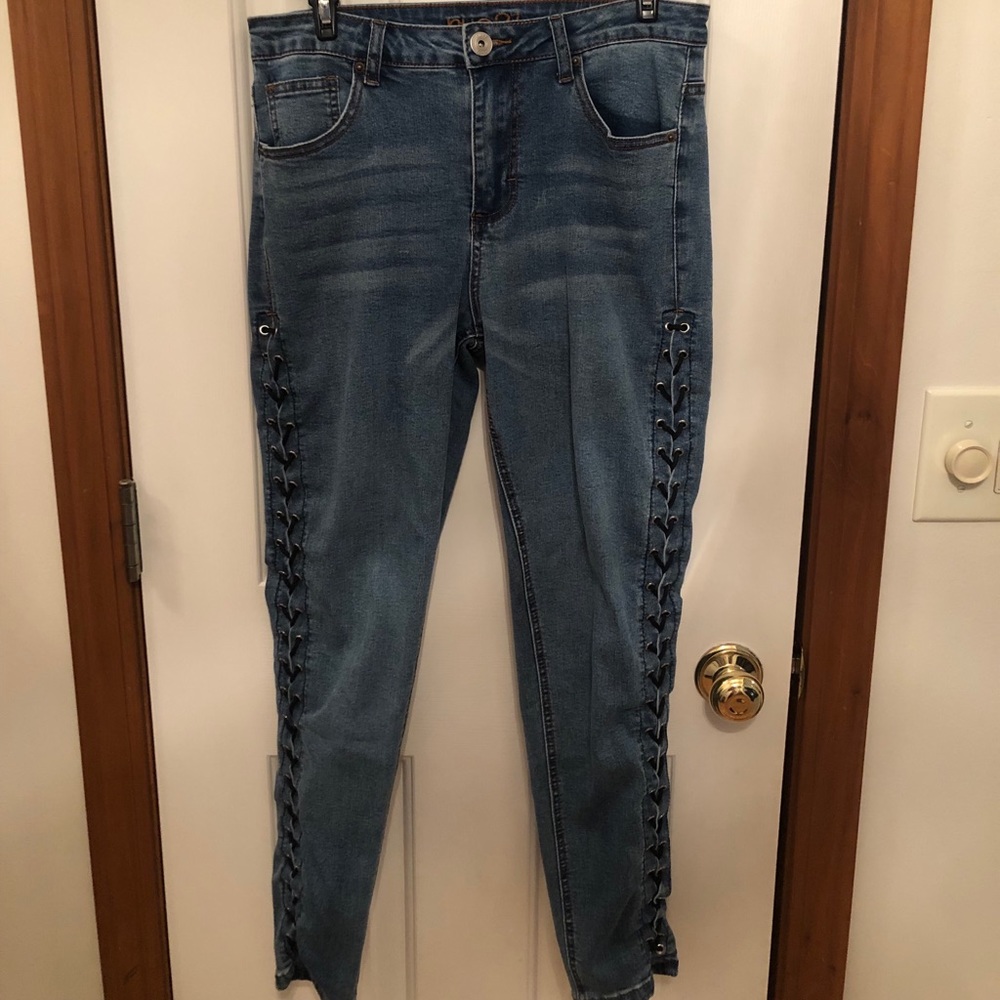 Jeans with Black Lace-Up Detail